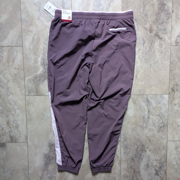 NEW Reebok Track Pants (size XL) - Picture 9 of 10